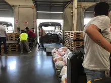El grupo operativo de la Secretaría de Infraestructura del municipio de Cali  apoya la estrategia de seguridad alimentaria por parte de la administración municipal