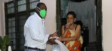 Habitantes de la comuna 21 amanecieron con mercados en sus hogares