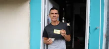 Puerta a puerta se entregaron ayudas humanitarias en San Cayetano y El Nacional