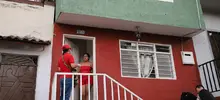 Puerta a puerta se entregaron ayudas humanitarias en San Cayetano y El Nacional
