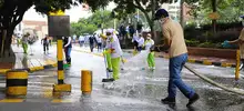 El CAM y sus alrededores recibieron baño de desinfección, es una de las 88 áreas programadas para la limpieza sanitaria