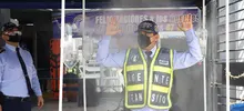 Agentes de tránsito cuentan con duchas de desinfección para antes y después su jornada laboral
