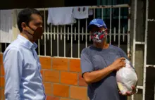 Secretaría de Turismo entrega a los caleños, donaciones propias 