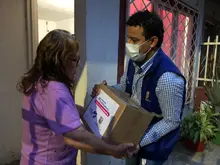 Con ayudas solidarias se alegraron corazones en la Comuna 6