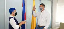 La Alcaldía hizo toma de juramento a dos colombianos por adopción