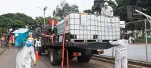 Con cañones de largo alcance comenzó otra etapa en el lavado y desinfección de Cali