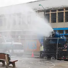 Con cañones de largo alcance comenzó otra etapa en el lavado y desinfección de Cali