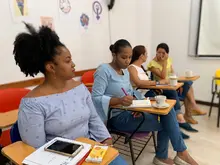 Madre, mujer luchadora que aporta al progreso social