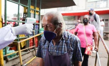 Así realizan tamizajes para disminuir riesgo de contagio por COVID-19 en Santa Elena
