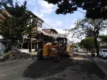 Reparan vías en zona urbana y rural de Cali
