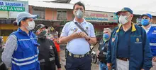 Santa Elena recibió baño matutino, jornada de lavado y desinfección por la vida de todos