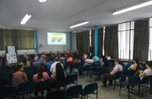 Mesa de trabajo con representantes de padres y acudientes de las IEO