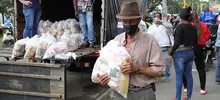Con tamizajes y entrega de mercados se atendió a población de la Comuna 16
