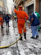 ¡DESINFECCIÓN EN EL CENTRO DE CALI, PREVIA A SU APERTURA!
