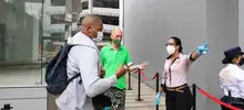 Centros comerciales de Cali cumplieron protocolos en su primer día
