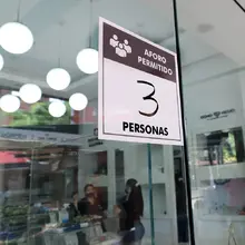 Centros comerciales de Cali cumplieron protocolos en su primer día