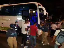 Un grupo de 70 venezolanos viajó a la frontera con recursos propios