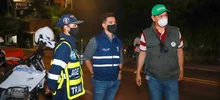 En las entradas y salidas de la ciudad las autoridades de tránsito y seguridad desplegaron un fuerte dispositivo. 