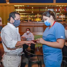 Avanza estructuración de piloto para reapertura de restaurantes