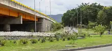 Alcaldía de Cali, rehabilitó 78 mil metros cuadrados del Corredor Verde de la carrera primera.