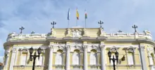 Sitios emblemáticos se visten con símbolos patrios representativos de la caleñidad 
