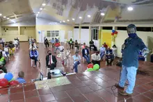 Líderes del barrio El Guabal destacaron el trabajo comunitario de funcionaria caleña