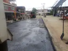 Actividades de mantenimiento vial continúan en el barrio 7 de Agosto
