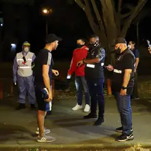 Caleños respetan y acatan toque de queda y ley seca en su tercer  día
