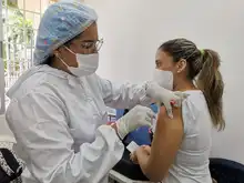 Exitosa jornada de vacunación gratuita en la Secretaría de Salud