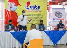 De manera voluntaria, el centro cerrará su comercio el fin de semana