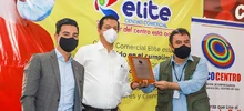 De manera voluntaria, el centro cerrará su comercio el fin de semana