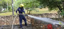 Limpieza, bioseguridad y educación se toman la colina de San Antonio