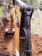 Rehabilitan paso tras derrumbe en La Leonera