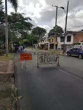 Restauran vías en diferentes sectores de Cali