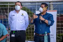 Con un Pacto por la Vida, rueda el balón en las canchas sintéticas de Cali
