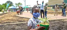 Se sembró el Jardín de la Vida, en barrio Llano Verde