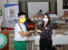 Inicia gran campaña de donación de computadores y tabletas para 98.000 estudiantes de Cali