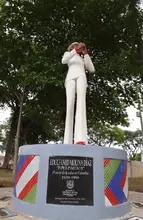 Un centenar de caleños participó del Bio Bazar en el parque Obrero