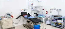 Renovada la sala de partos del hospital de Siloé