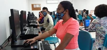 350 caleños continúan formándose para fortalecer sus modelos de negocios