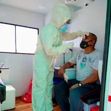 Eliminar el requisito de pruebas PCR causa preocupación 