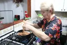 Brindando con chocolate para generar diálogos comunitarios y reconciliación