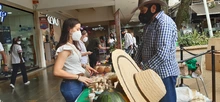 Las tiendas campesinas cargadas de ‘Frutos de mi Vereda’ regresan a Unicentro
