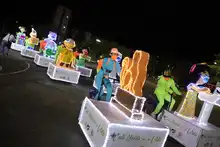 El alumbrado navideño ya rueda por las calles de la Sultana del Valle