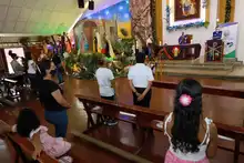 La Novena de Aguinaldos sigue llevando esperanza a los hogares caleños