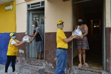 En navidad, la Emru garantiza la asistencia alimentaria del área de renovación urbana. 