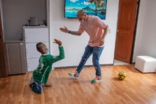 El futbolista Benedetti hizo un ‘golazo’ de Navidad por Camilo