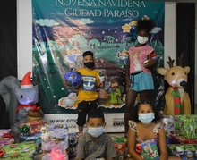 En Navidad, la Emru también acompañó a la niñez del área de renovación urbana.