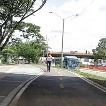 Caleños opinan sobre el paso de la carrera 99 que conecta el Valle del Lili con la calle 5