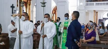 Pedagogía de autocuidado en iglesia por el Alcalde Ospina
